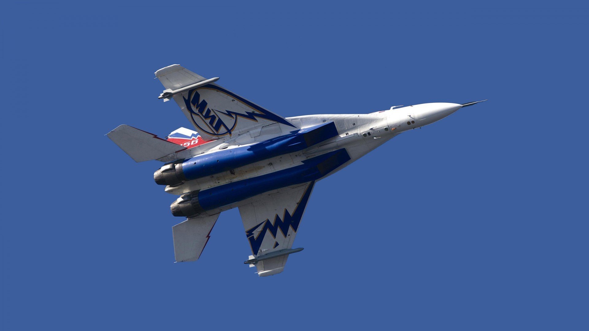 “西甲强队拼抢失误，积分榜位置变动”，西甲甲积分榜2020-2021