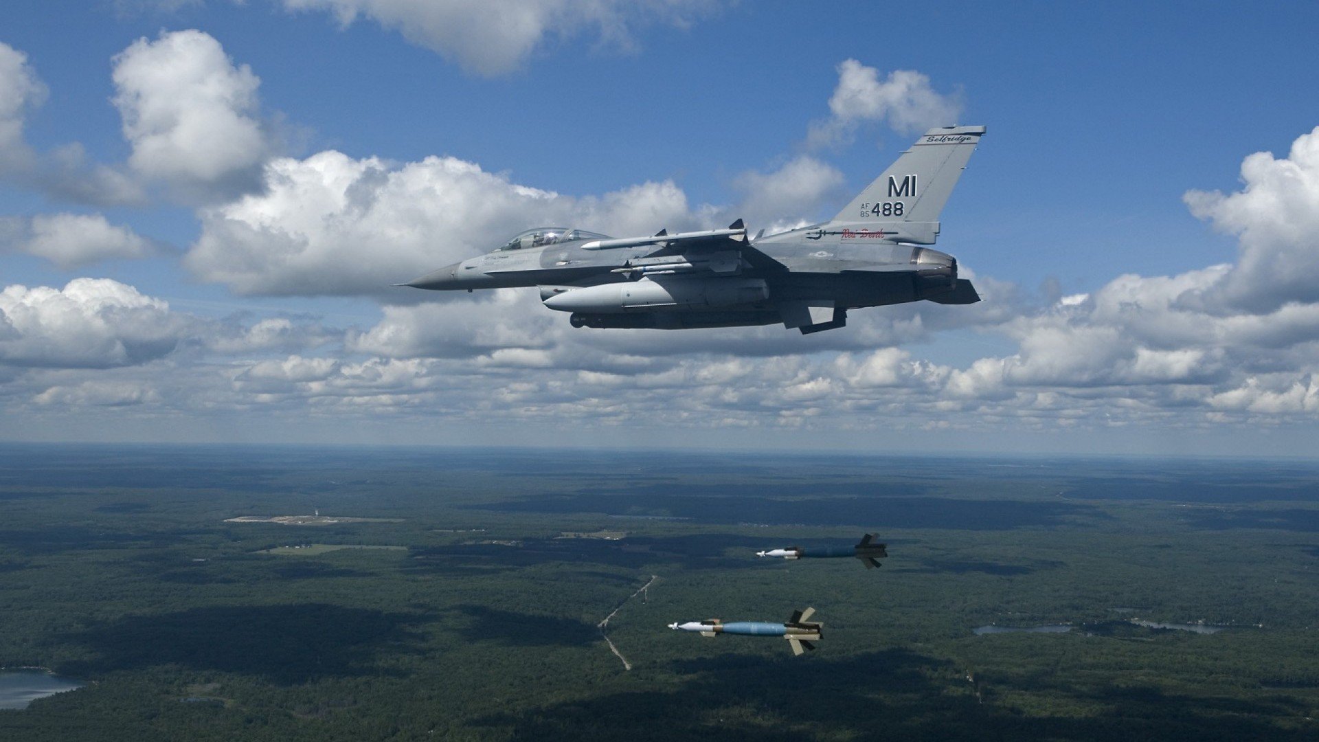 历史性羽毛球比赛使用全息辅助系统,羽毛球辅助训练工具